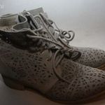 No1z, valódi bőr, velúr, szürke, egyedi, igényes, áttört mintás bakancs 36-női fotó