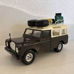 Bburago 1/24 Land Rover Defender 109 Raid fotó