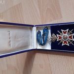 ROMÁN KORONAREND EZÜST KATONAI KITÜNTETÉS COROANA ROMANIEI COMANDOR fotó