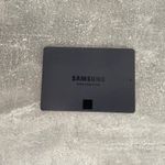 Samsung MZ7M31T0HALD 870 QVO 1TB 2.5 fotó