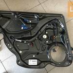 VW PASSAT B7 Variant _ ablakemelő szerkezet / bal hátsó fotó