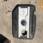 SEAT LEON 1P FL 1, 8 TSI motorburkolat 06J 103 925 Q fotó