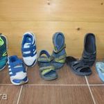 5 db-os lábbeli csomag. 2 sport cipő (Adidas, New feel), 1 szandál (Quechua), 2 papucs. 31. (Vi, M) fotó