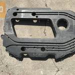 VW GOLF IV 2, 3 V5 __motorburkolat fotó