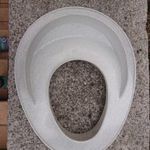 Egyszerű műanyag wc szűkítő kisgyerekeknek fotó