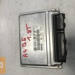 AUDI A4 B5 1, 8T motorvezérlő 8D0 907 557 T fotó
