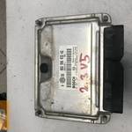 VW GOLF IV 2, 3 V5 motorvezérlő 066 906 032 AG fotó
