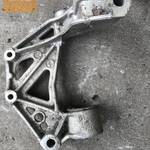 VW csoport IBIZA 6L_ jobb első lengőkar konzol 6Q0 199 294 D fotó