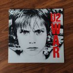 U2 / War 205 259 fotó
