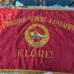Úttörő zászlók és apróság fotó
