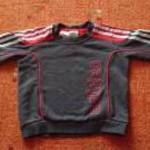 Adidas pulcsi kisgyermek fotó
