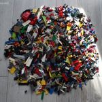 2, 1 KG ÖMLESZTETT LEGO EGYVELEG fotó