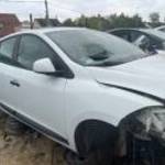 Renault Megane alkatrészek eladó fotó