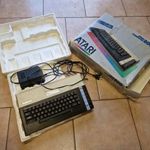 Atari 800XL számítógép gyönyörű állapotban, dobozával eladó Fekete képpel : ( fotó