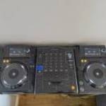 Djm900 Nexus keverőpult és Cdj2000 Nexus X 2 Plus M1 aktív hangszórók fotó