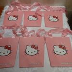 Minőségi Hello Kitty füles minitáska ajándék átadásához - 6 db-os kollekció. (Új, eredeti csomag.) & fotó