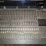 Behringer Eurodesk MX8000 48/24 csatornás keverőpult fotó