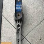 VW PASSAT B7 2, 0 CR -- billenésgátló bak 3C0 199 855 J fotó