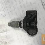 VW GOLF VII / TPMS szenzor 5Q0 907 275 B fotó