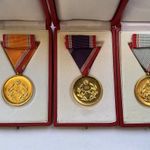 Honvédelmi Érdemérem 1965-től, 10-40 év, teljes sor szalagsávval dobozban fotó