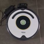 Eladó újszerű állapotú Irobot Roomba 620 robotporszívó box fotó