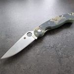 Terepszínű markolatos Spyderco Paramilitary 2 bicska, kés, zsebkés - replica fotó