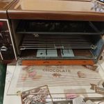 Elektromos grill, forgónyársas grillcsirke sütő fotó
