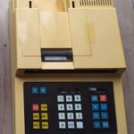 EMG Hunor 126 magyar asztali számológép fotó