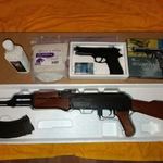 Airsoft spring AK47 és Beretta M9 fotó