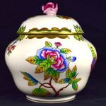 HERENDI VIKTÓRIA MINTÁS DUCI PORCELÁN DOBOZ RÓZSA FOGÓVAL ! fotó