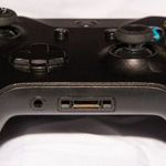 Xbox One vezeték nélküli kontroller (gyári, fekete) fotó