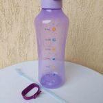 Tupperware AquaVibe Palack 2L szívószállal és fogóval fotó