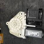 SEAT ALTEA 5P -- jobb első ablakemelő motor 1K0 959 792 P fotó