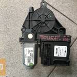 VW TOURAN 1T - bal első ablakemelő motor 1K0 959 793 A fotó