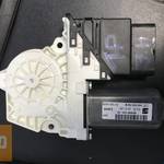 SEAT LEON 1P / jobb hátsó ablakemelő motor 1K0 959 704 N fotó