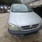 Opel Zafira A alkatrészek 2.0 DTI eladó’ fotó