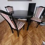 Olcsón eladó bővíthető fekete étkezőasztal 4 székkel, ovális, elegáns! fotó