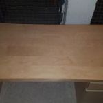 Eladó IKEA MALM íróasztal esztétikai hibákkal fotó