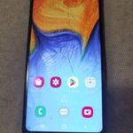 Samsung Galaxy A20e mobil dualsim független fotó
