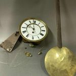 Antik falióra szerkezet, egykori 1 súlyos hálószobai órából az 1800-as évekből / -1 Ft.-ért fotó