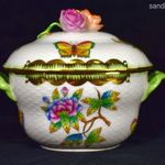 RÓZSA FOGANTYÚVAL HERENDI PORCELÁN FÜLES BONBONIER VIKTÓRIA MINTÁS !!! fotó