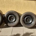 Téli gumi készlet felnin fotó