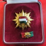 MAGYAR NÉPKÖZTÁRSASÁG ZÁSZLÓRENDJE II.fokozat (átm: 70mm) 1976 + MINIATŰR EREDETI DOBOZBAN kiv+ fotó