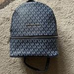 Nöi hátizsák fotó