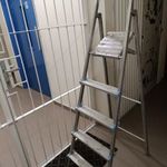 5 lépcsős összecsukható fém létra eladó fotó