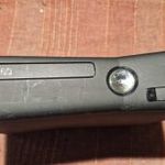 XBOX 360 S model 1439 konzol fotó