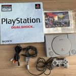 PS1 SCPH-9002 konzol fotó