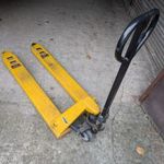 RAKLAP EMELŐ BÉKA HYUNDAI DB-2500 fotó