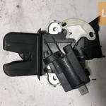 VW PASSAT B6 Sedan * csomagtér zár 4F5 827 505 D fotó