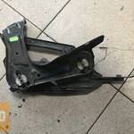 SKODA OCTAVIA II ( FL előtti) bal fényszóró tartó fotó